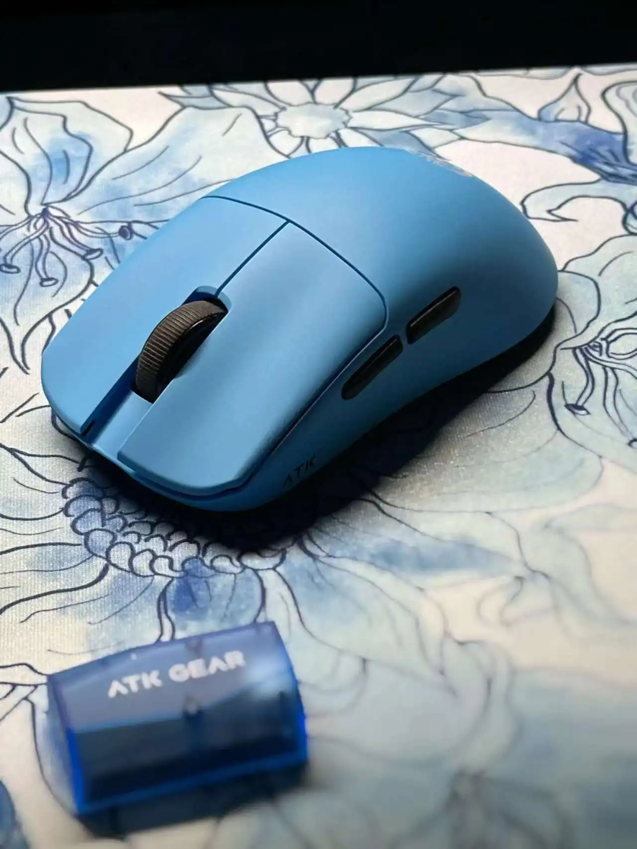 ATK Blazing Sky F1 V2 Ultimate - đánh giá và giá Esports Gaming Mice
